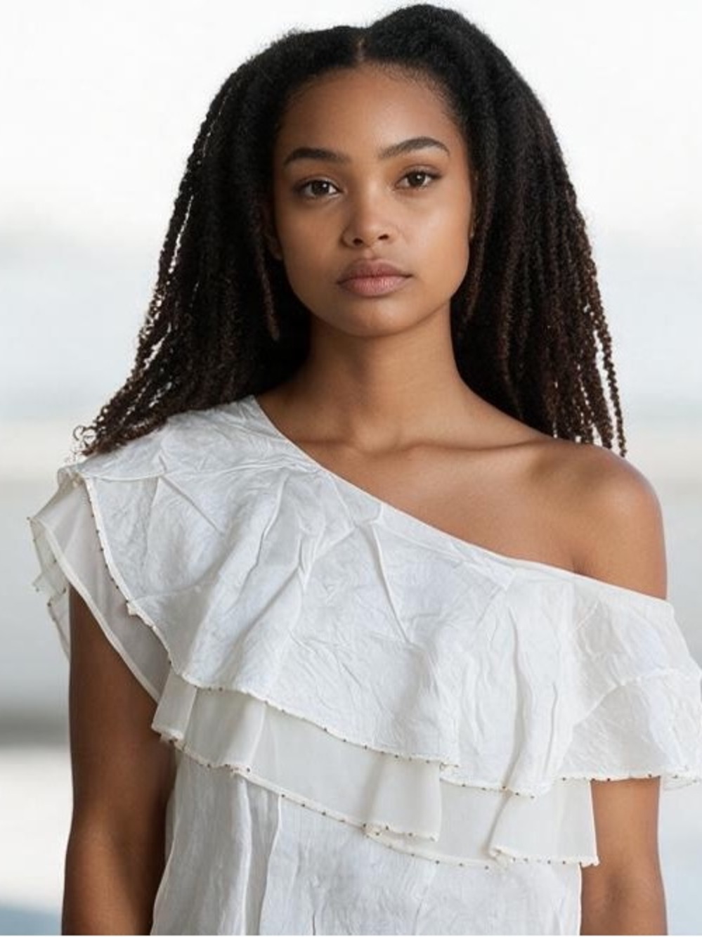 Willow & Clay White One-Shoulder Ruffle Dress